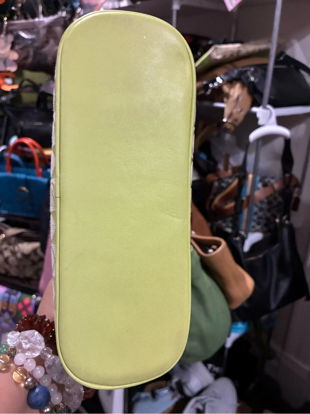 Brighton coach shoulder